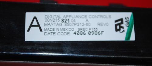 Part # 8507P212-60 Maytag Oven Control Board (used, overlay fair )
