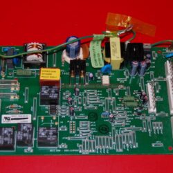 Part # 200D6221G008 GE Refrigerator Main Electronic Board (used)