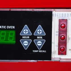 Part # 164D3147G014 - GE Oven Electronic Control Board (used, overlay very good)