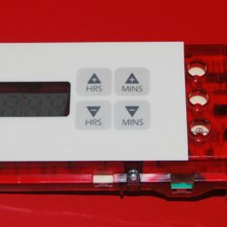 Part # 31771301 Amana Oven Electronic Control Board And Clock (used, overlay good - Almond)