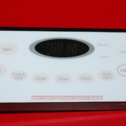 Part # 8507P304-60 | 5701M760-60 Maytag Oven Electronic Control Board And Clock (used, overlay Good - White)