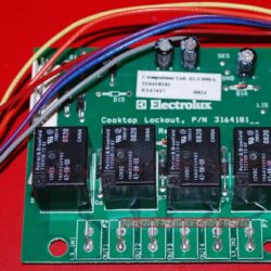 Part # 316418101 Frigidaire Oven Electronic Control Board (used)
