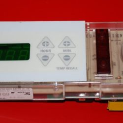 Part # 164D3147G039 - GE Oven Control Board (used, overlay poor)
