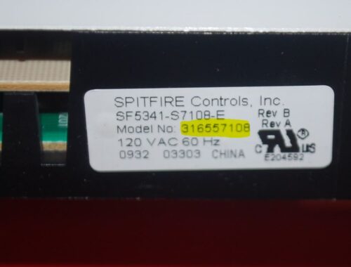 Part # 316557108 Frigidaire Oven Electronic Control Board And Clock (used, overlay good)
