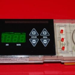 Part # 164D3147G001 GE Oven Electronic Control Board - Without LED light cover - (used, overlay fair - Black)