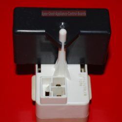 Part # 5SP14T419LFM, 65889-04 Klixon Refrigerator Start Relay And Capacitor (used)