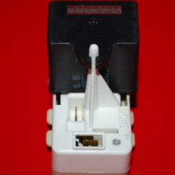 Part # 200D5578P008, 5SP16B317RH Danby Refrigerator Start Relay And Device (used)