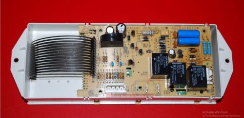 Part # 8053162, 6610161 - Whirlpool Oven Electronic Control Board (used, overlay fair)