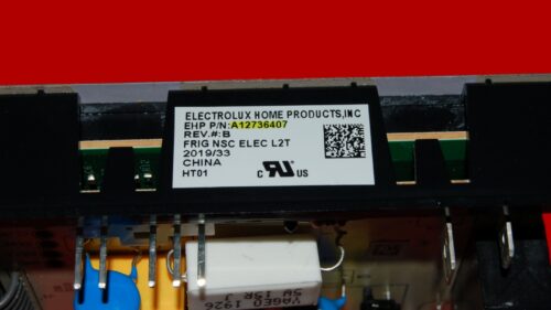 Frigidaire Oven Control Board A12736407 | OEM Used Tested (overlay good - White)