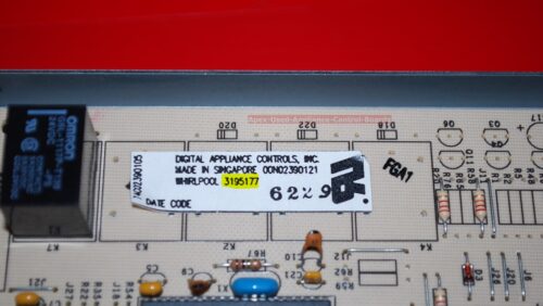 Part # 3195177 Whirlpool Oven Electronic Control Board (used, overlay good - White)