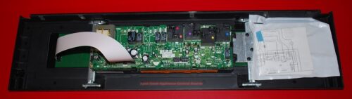Part # WB27T10608, 164D4779P023, WB36T10876 GE Oven Control Panel And Control Board (used, overlay good)