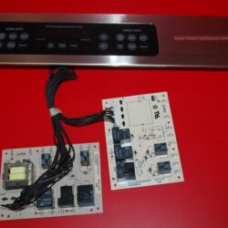 Part # 31803214,318022001, 318022002, 318010501 Frigidaire Double Oven And Control Boards (used, overlay good)