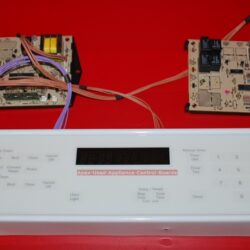 Part # 71001873, 71001872, 209620, 209618 Jenn-Air Double Oven Control Panel And Control Board (used, overlay good)