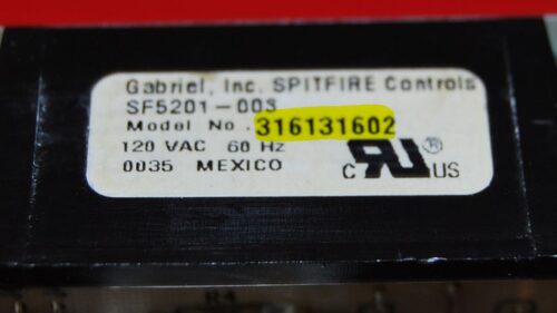 Part # 316131602 - Frigidaire Oven Control Board (used, overlay fair - Bisque)