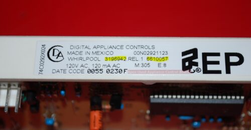 Part # 3196942, 6610057   Whirlpool Oven Electronic Control Board (used, overlay fair)