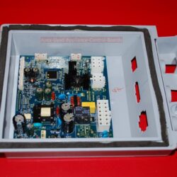 Part # 241996303 Frigidaire Refrigerator Electronic Control Board (used)