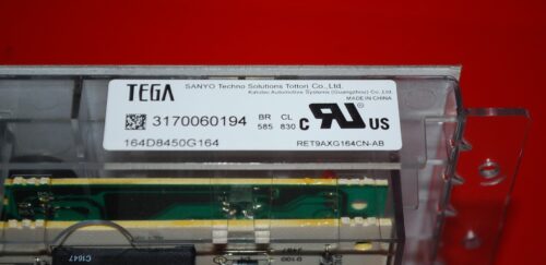 Part # 164D8450G164, WB18X20153 GE Oven Electronic Control Board (used, overlay very good - White)