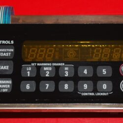 Part # WB27T10618, 164D4779P033 GE Oven Electronic Control Board (used, good keypad fair - Black)