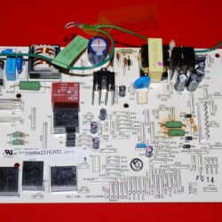 Part # 200D6221G022 | WR55X10808 - $130 GE Refrigerator Control Board (used)