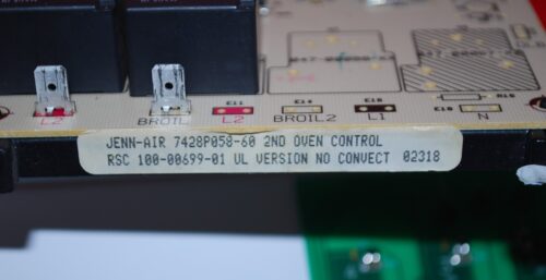 Part # WP5765M359-60, WP71003401, 8507P009-60, 7428P058-60, 12001914 Jenn-Air Oven Control Panel And Control Boards (used, overlay good - White)