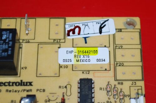 Part # 316442100    Kenmore Range Oven Electronic Control Board  (used)