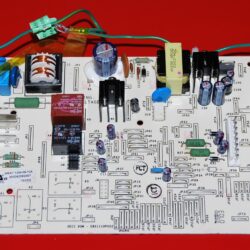 Part # 200D6235G007 - GE Refrigerator Electronic Control Board (used)