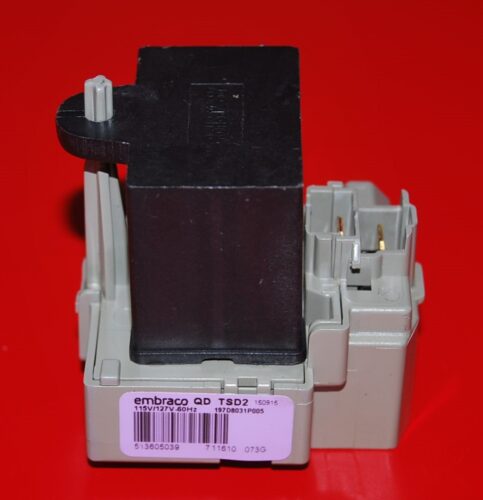 Part # 197D8031P005 , 513605039 - GE Refrigerator Start Relay and Capacitor (used)