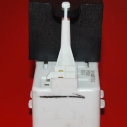 Part # W11359381, 5SPL14N283TFD-02 - Whirlpool Refrigerator Start Relay And Capacitor (used)