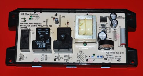 Part # 316455400 - Frigidaire Oven Control Board (used, overlay poor - Yellow)