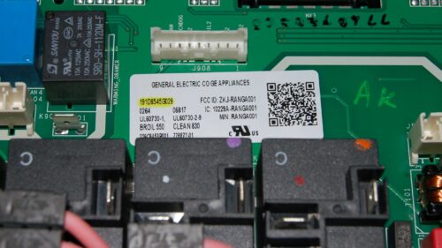 Part # WB27X27123 | 191D8545G029 | GE Oven Control Board (used, overlay fair - Dark Gray)