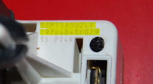Part # 5SP15A302LF | 197D4848P029 - GE Refrigerator Start Relay And Capacitor (used)