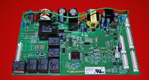 Part # 200D4850G008 | WR00X2184 GE Refrigerator Control Board (used)