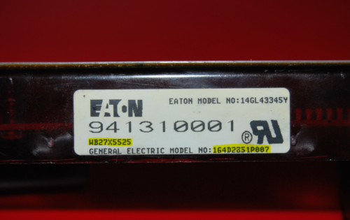 Part # WB27X5525 | 164D2851P007 - $GE Oven Control Board (used, overlay good - White - Broken LED Light Lens)