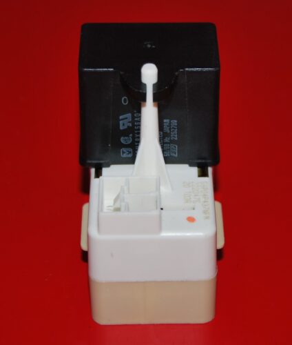 Part # 2220475 - Whirlpool Refrigerator Star Relay And Capacitor (used)