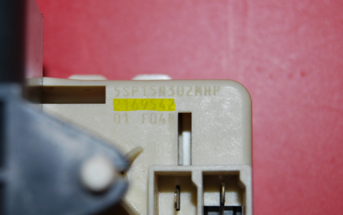 Part # 2169542 | 5SP15N302MHP - $Frigidaire Refrigerator Start Relay And Capacitor (used)