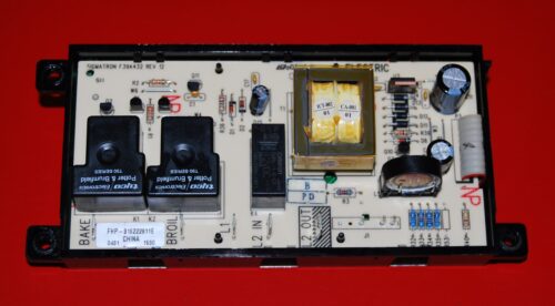 Part # 316222811 Kenmore Oven Control Board (used, broken mounting tab, overlay fair - White)