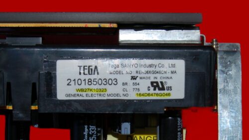 Part # 164D6476G046 | WB27K10323 GE Oven Control Board (overlay fair - Gray)