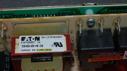 Part # 5303322133 | 318012802 | Frigidaire Oven Control Board (overlay good - Bisque)