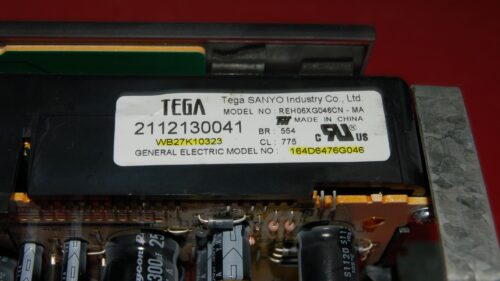 GE Oven Control Board – Part Number CS980SN1SS CS980SN2SS CS980SN3SS CS980ST1SS CS980ST2SS CS980ST4SS CS980ST5SS CS980ST6SS CS980ST7SS CS980ST8SS – Pre-Owned/Used Tested